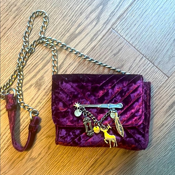 Harry Potter Velvet Chain Bag - Picture 1 of 5